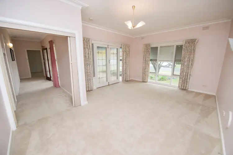 Second view of Homely house listing, 2 Cobham Avenue, Swan Hill VIC 3585