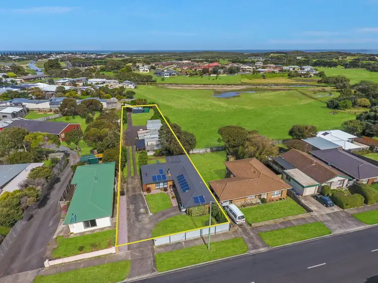 Second view of Homely house listing, 9 Davis Street, Warrnambool VIC 3280