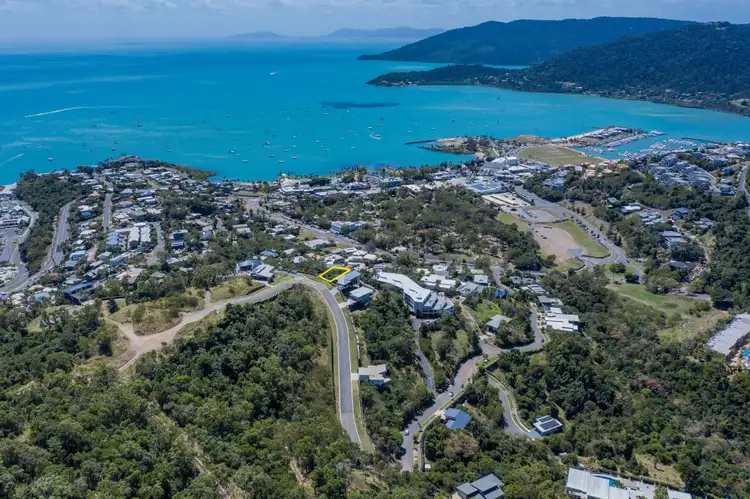 48 Seaview Drive, Airlie Beach QLD 4802