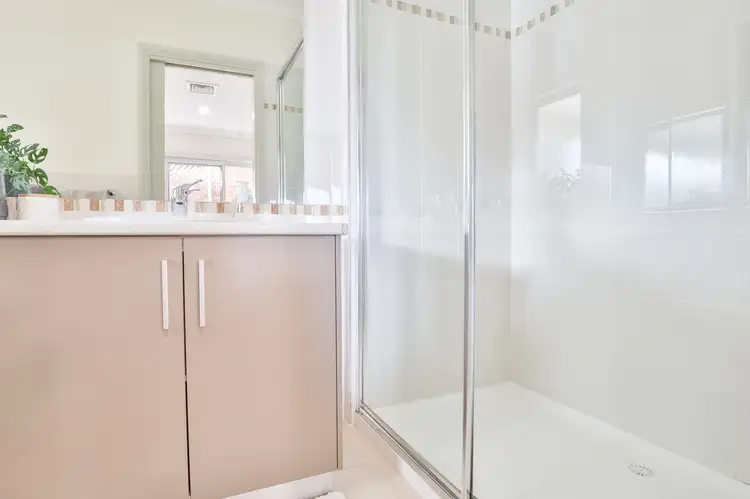 Fourth view of Homely house listing, 12 Anne Cox Drive, Red Cliffs VIC 3496