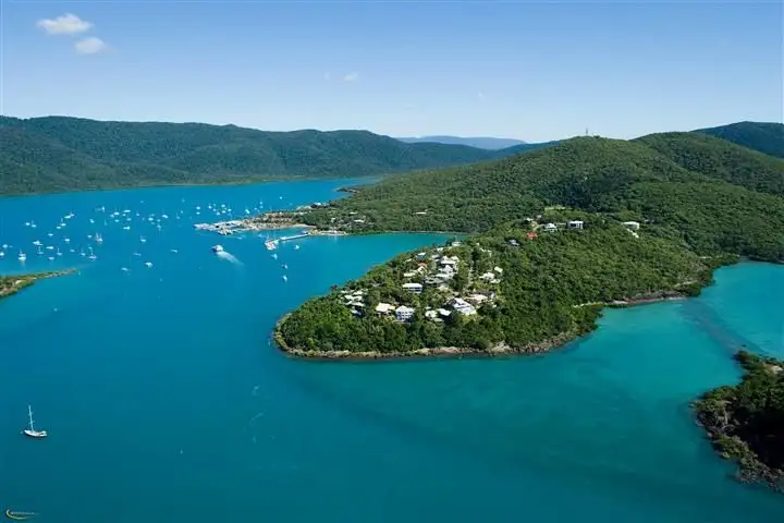 27 Warrain Street, Shute Harbour QLD 4802