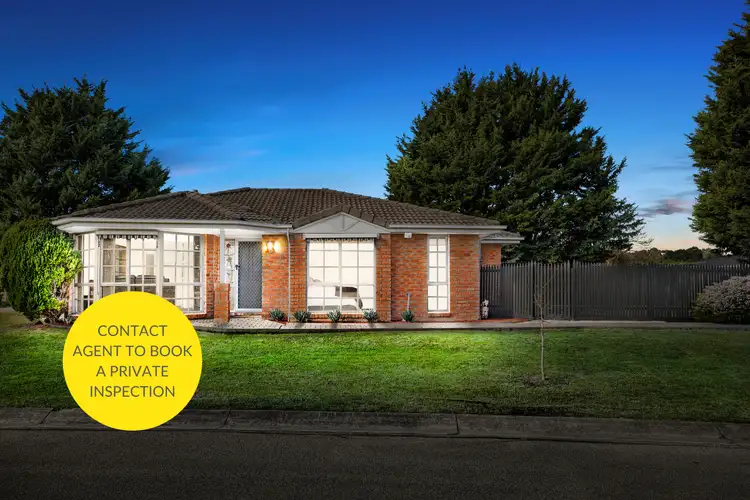 9 Farrer Place, Berwick VIC 3806