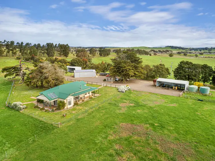 182 Eurambeen-Raglan Road, Beaufort VIC 3373