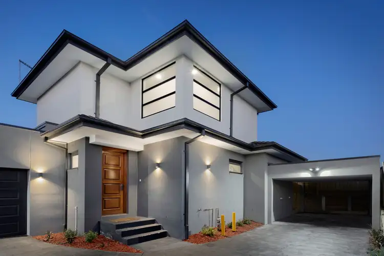 Main view of Homely townhouse listing, 3/2 Rosella Street, Murrumbeena VIC 3163