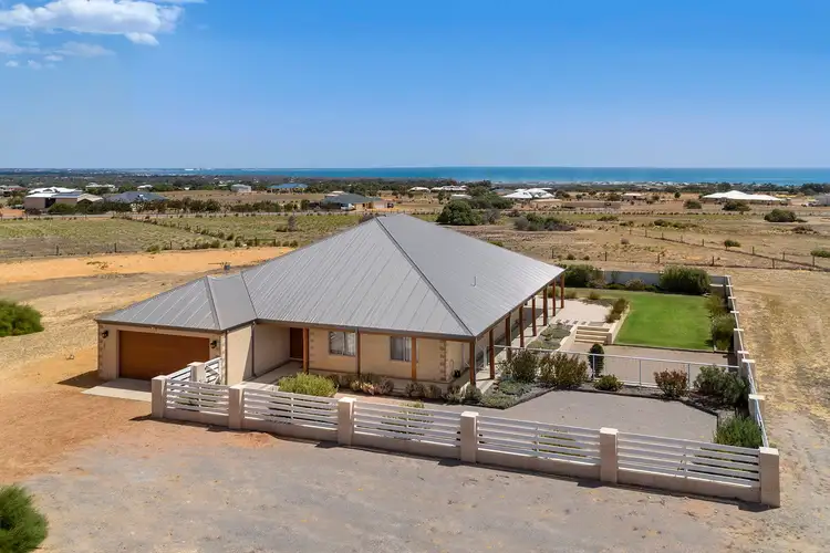 105 Wittenoom Circle, White Peak WA 6532