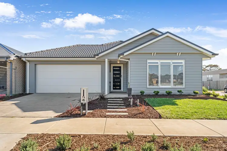 14 Sandpiper Circuit, Cowes VIC 3922