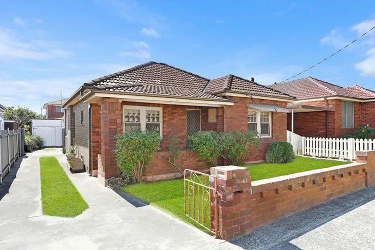 Main view of Homely house listing, 33 Westcott Street, Eastlakes NSW 2018
