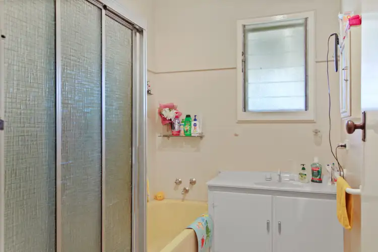 Sixth view of Homely house listing, 4 Kokoda Avenue, Renmark SA 5341