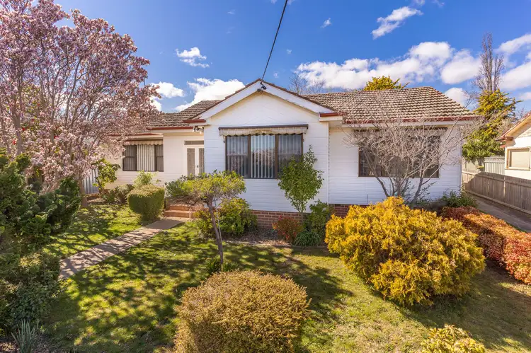 40 Cox Avenue, Orange NSW 2800