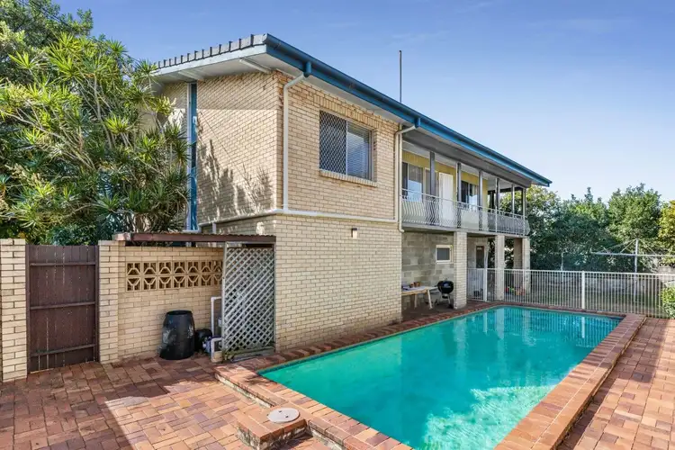 1 Bega Street, Grange QLD 4051
