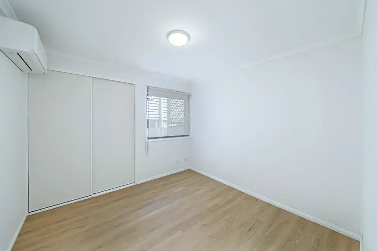 Sixth view of Homely unit listing, Unit 1/24 Bingera Terrace, Caloundra QLD 4551