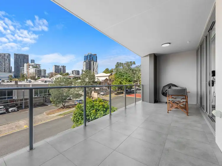 203/5 Cameron Street, South Brisbane QLD 4101