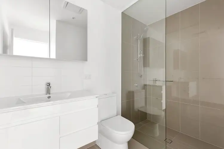 Fifth view of Homely unit listing, 20102/320 MacArthur Avenue, Hamilton QLD 4007