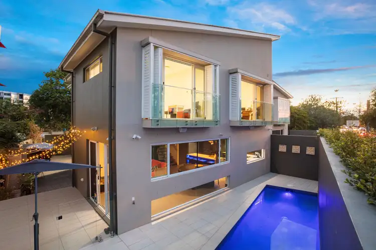 Third view of Homely house listing, 2/39 Tarcoola Crescent, Surfers Paradise QLD 4217