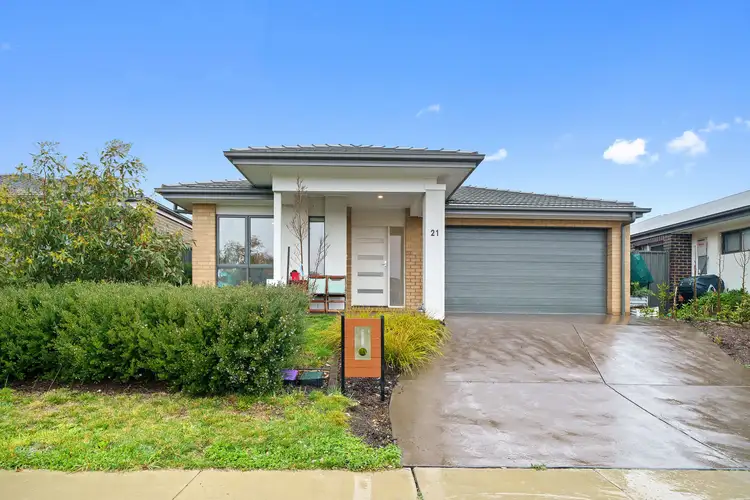 Second view of Homely house listing, 21 Lindbeck Corner, Googong NSW 2620