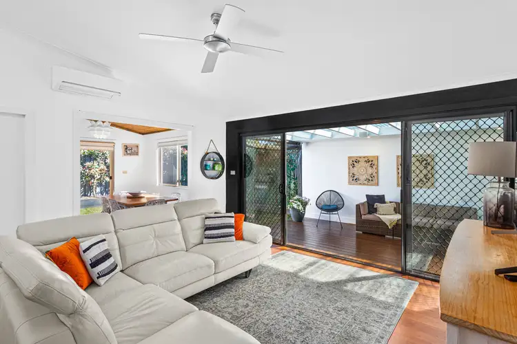 2/6 Stuart Street, Helensburgh NSW 2508