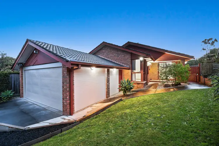 11 Astran Court, Endeavour Hills VIC 3802