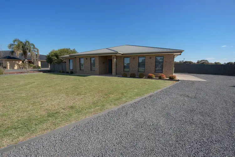 12 Graemar Drive, Swan Hill VIC 3585