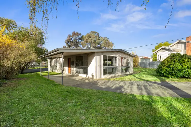 Second view of Homely house listing, 9 Kingsley Court, Ballarat East VIC 3350