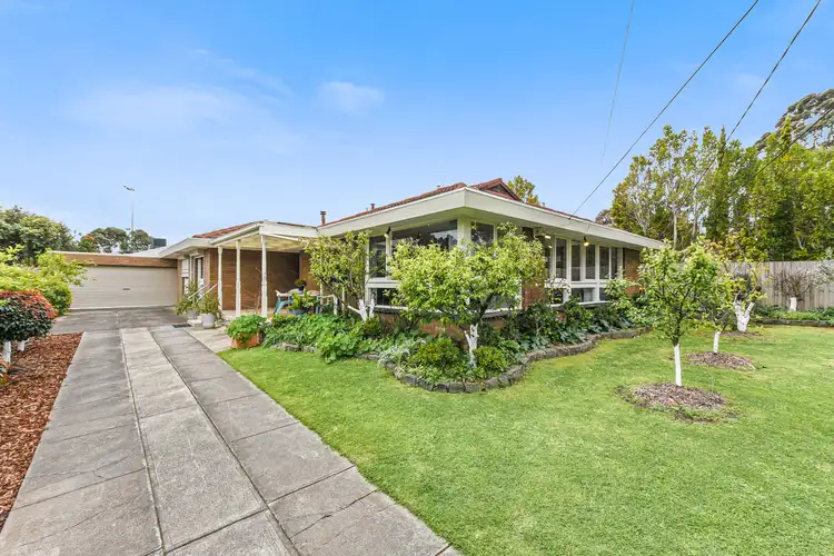707 Ferntree Gully Road, Glen Waverley VIC 3150