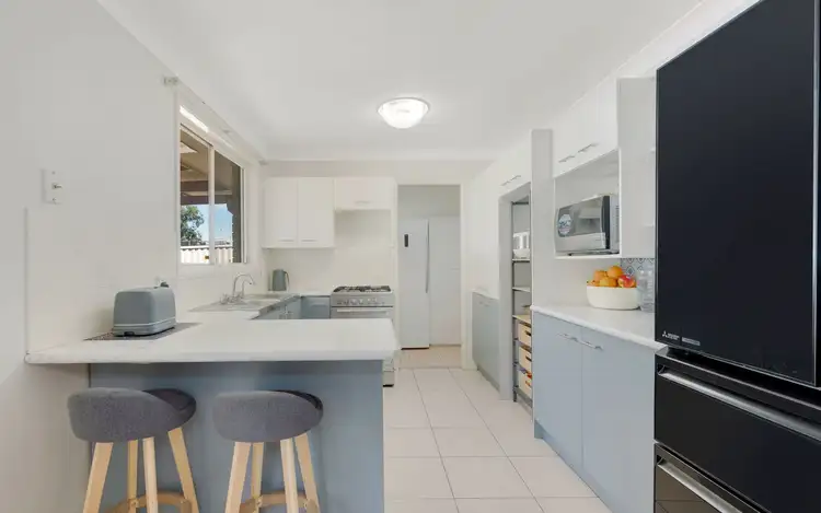 Fifth view of Homely house listing, 10 Romeo Crescent, Rosemeadow NSW 2560