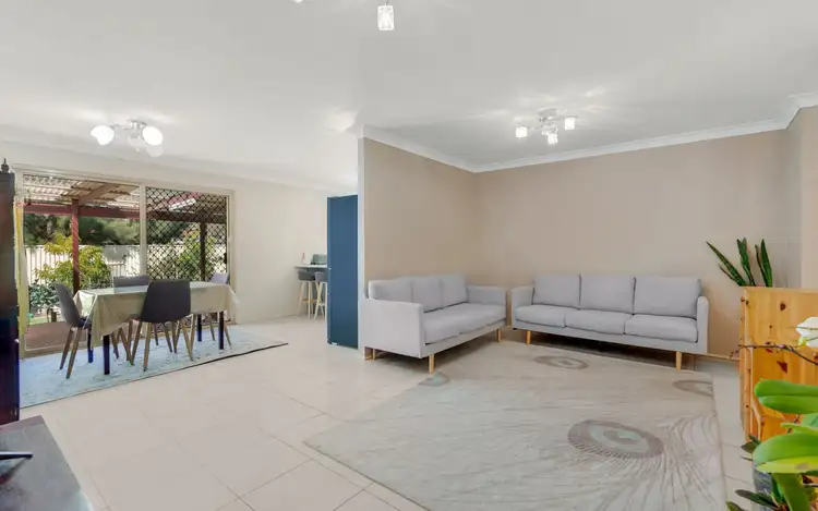 Sixth view of Homely house listing, 10 Romeo Crescent, Rosemeadow NSW 2560