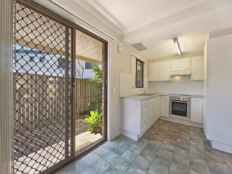 Fifth view of Homely unit listing, 2/8 Corowa Court, Mooloolaba QLD 4557