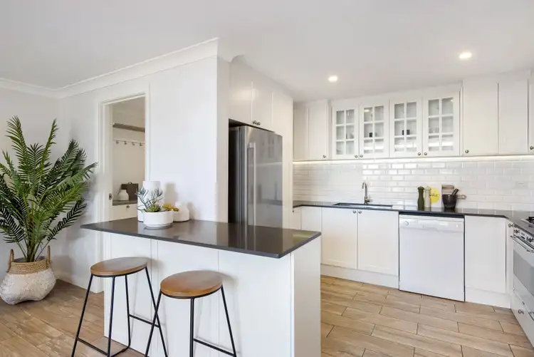 Third view of Homely apartment listing, 7/12-16 Alexander Street, Coogee NSW 2034