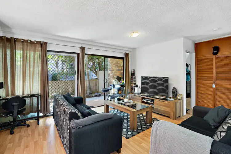2/13 Wharf Road, Surfers Paradise QLD 4217