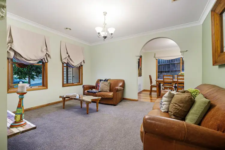 Fifth view of Homely house listing, 2 Dunmore Close, Langwarrin VIC 3910
