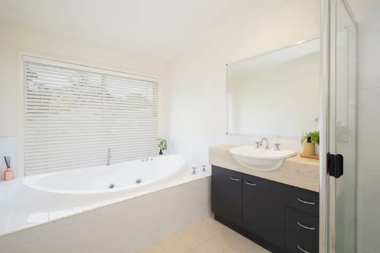 Sixth view of Homely house listing, 8 Robinia Close, Elermore Vale NSW 2287