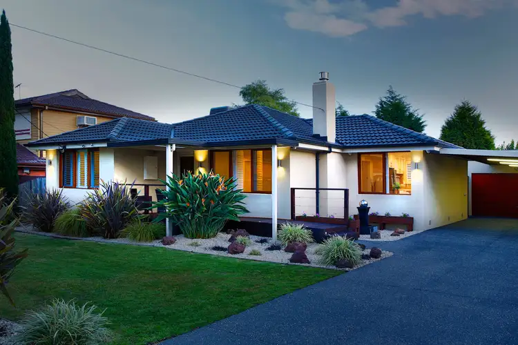 27 Glenn Crescent, Bundoora VIC 3083