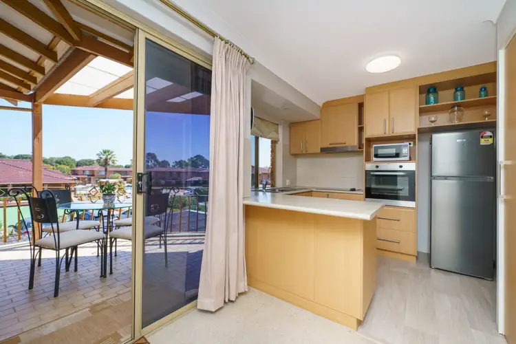 61/7 Harman Road, Sorrento WA 6020