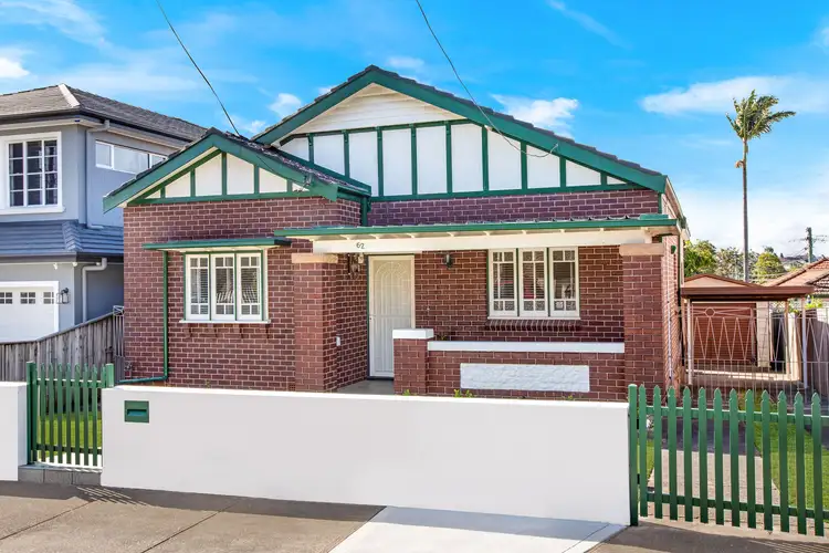 62 Bouvardia Street, Russell Lea NSW 2046