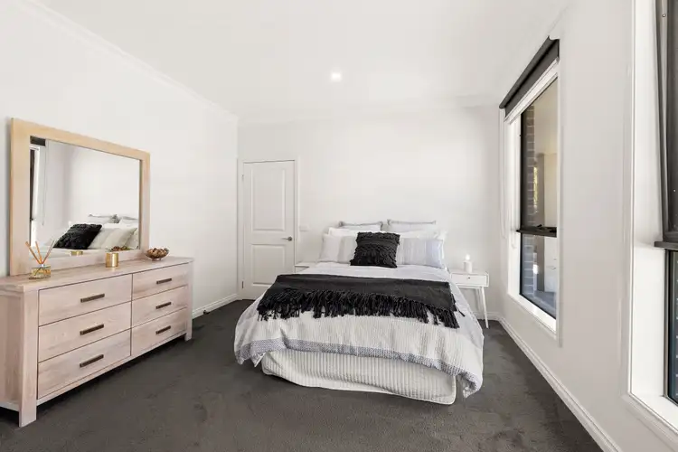 Fifth view of Homely house listing, 31 Guinevere Parade, Glen Waverley VIC 3150