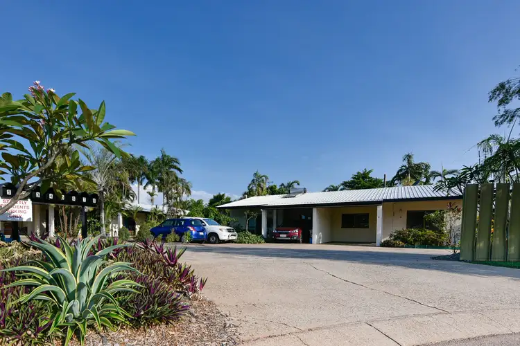 5 Gailes Court