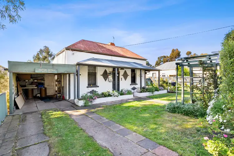 8 Memorial Road, Glenthompson VIC 3293