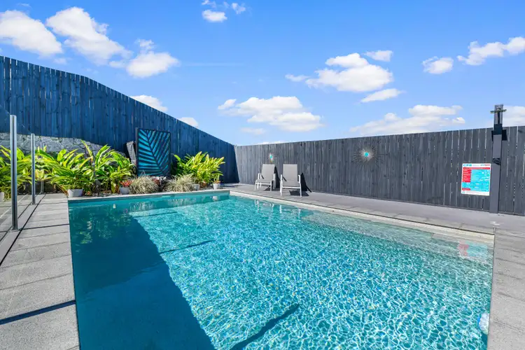 33 Clarence Avenue, Bli Bli QLD 4560