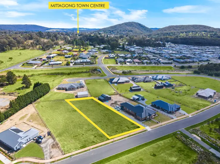 24 Guthawah Way, Renwick NSW 2575