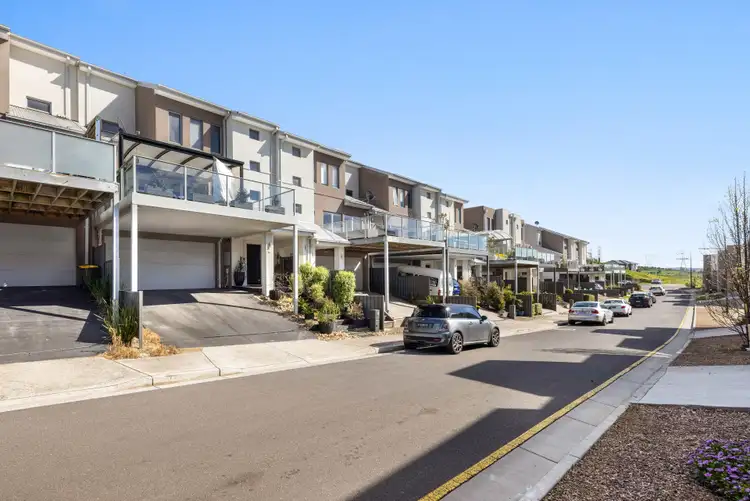 Fourth view of Homely house listing, 27 Duranta Drive, Gowanbrae VIC 3043