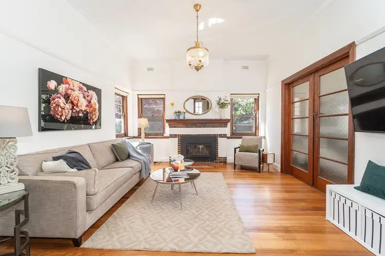 Main view of Homely unit listing, 1/35 Acheron Avenue, Camberwell VIC 3124