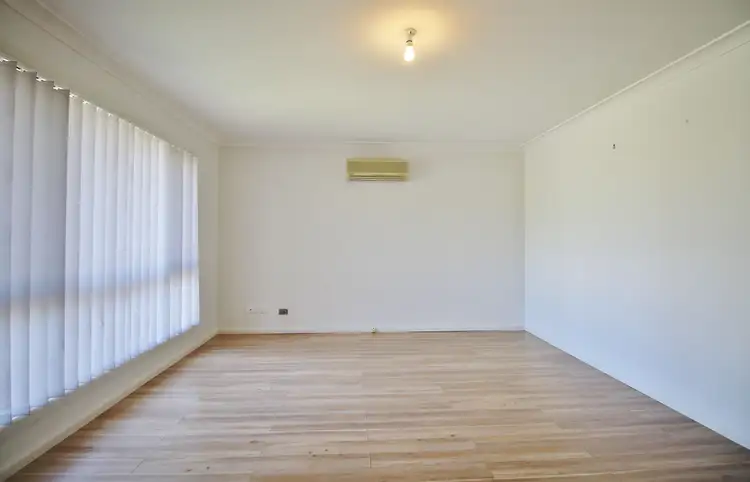 Fifth view of Homely semi-detached listing, 9 Trafalgar Street, Young NSW 2594