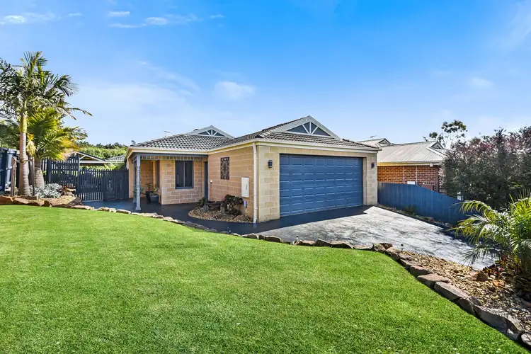 35 Jarryd Crescent, Berwick VIC 3806