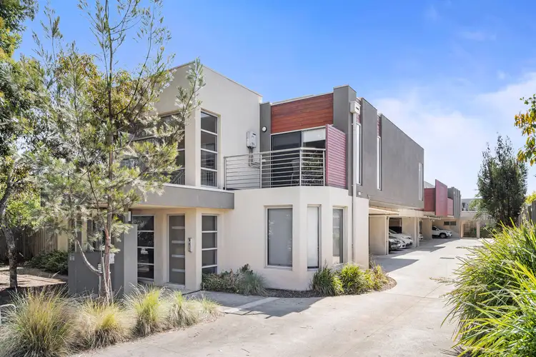 7/27 Police Road, Mulgrave VIC 3170