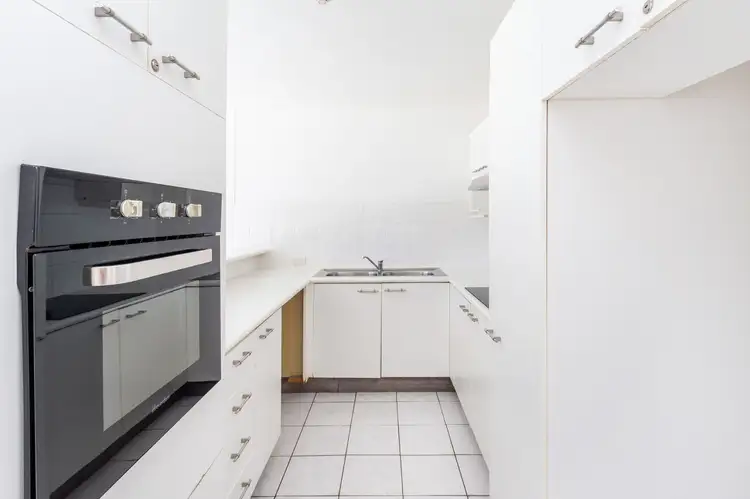 Sixth view of Homely unit listing, 301/3555 Main Beach Parade, Main Beach QLD 4217