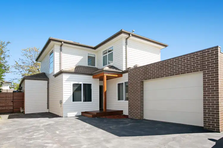 Main view of Homely townhouse listing, 2/9 Albert Street, Preston VIC 3072