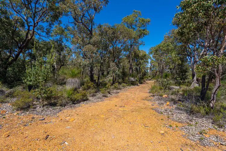 131 Willaring Way, Chittering WA 6084