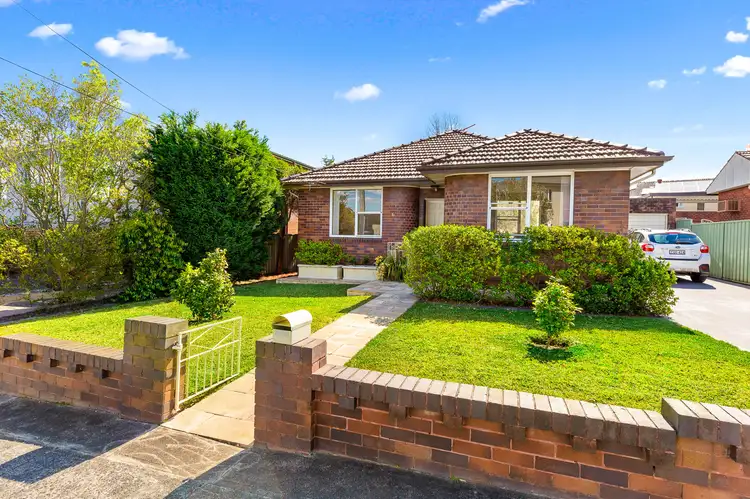6 Halcyon Street, Gladesville NSW 2111