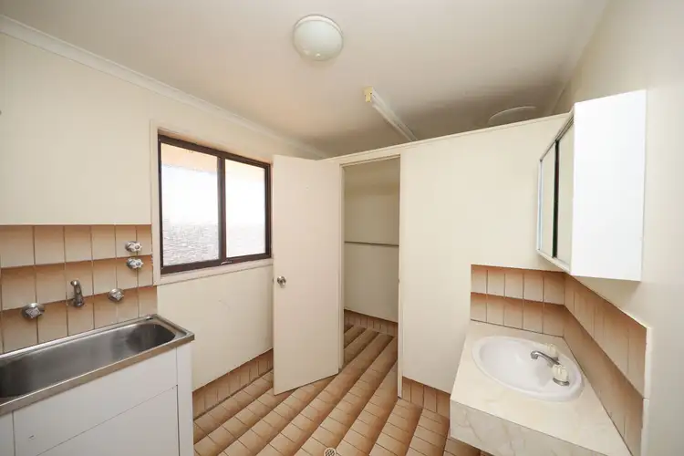 Fifth view of Homely house listing, 3/11 Hill Place, Millars Well WA 6714