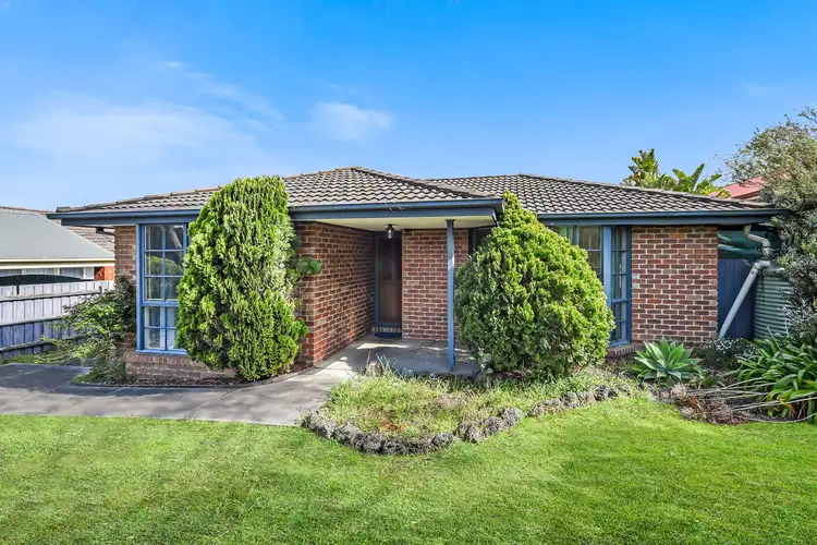 10 Howitt Court, Berwick VIC 3806